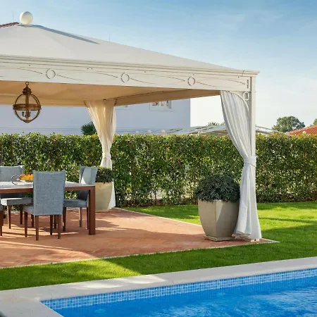 Villa Posh In Vabriga With High End Kitchen Pool